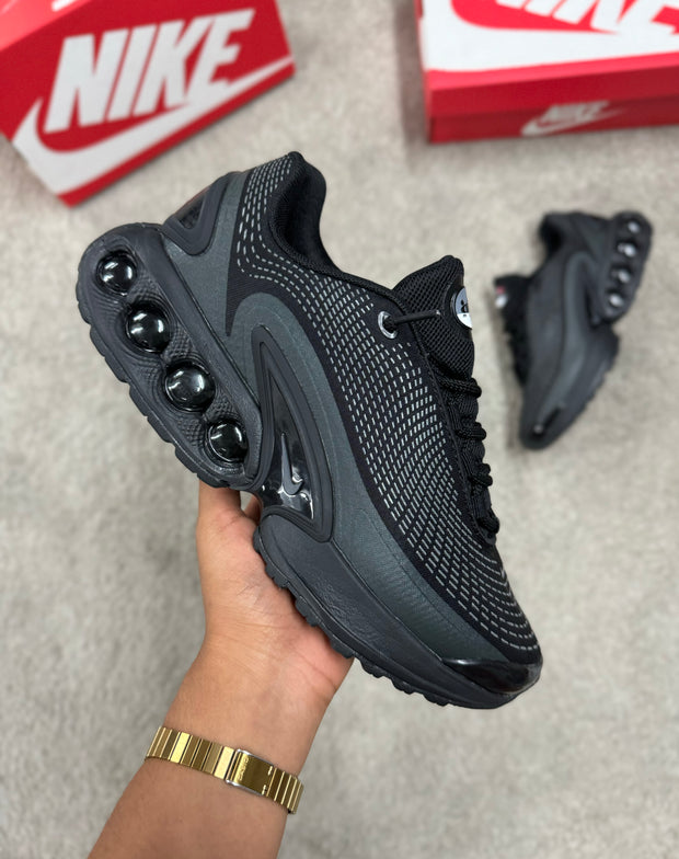 NIKE DN