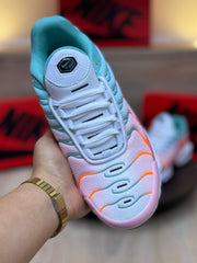 NIKE TN