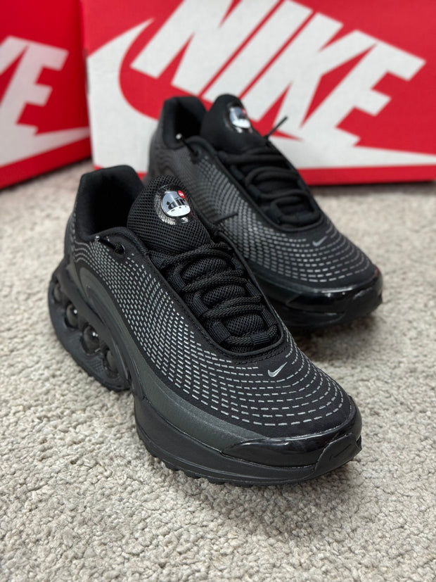 NIKE DN