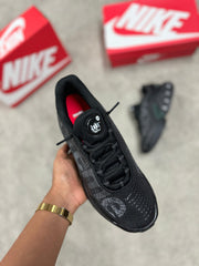 NIKE DN
