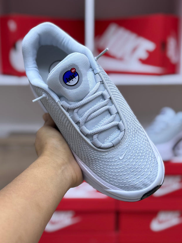 NIKE DN
