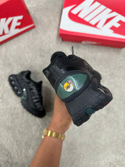 NIKE DN
