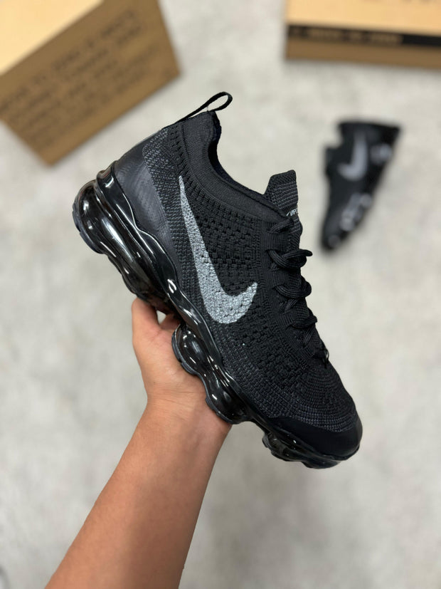 NIKE VAPORMAX
