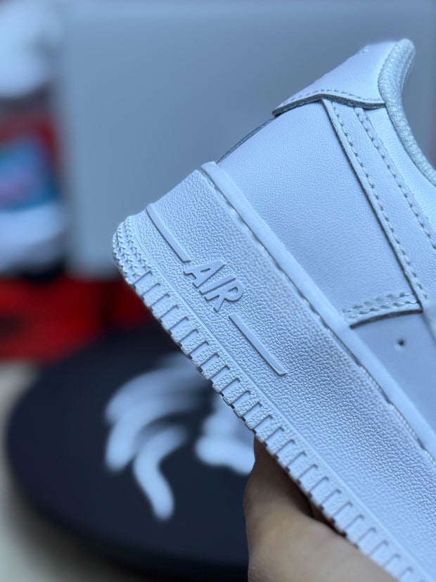 NIKE AIRFORCE