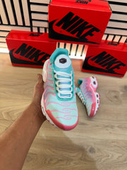 NIKE TN